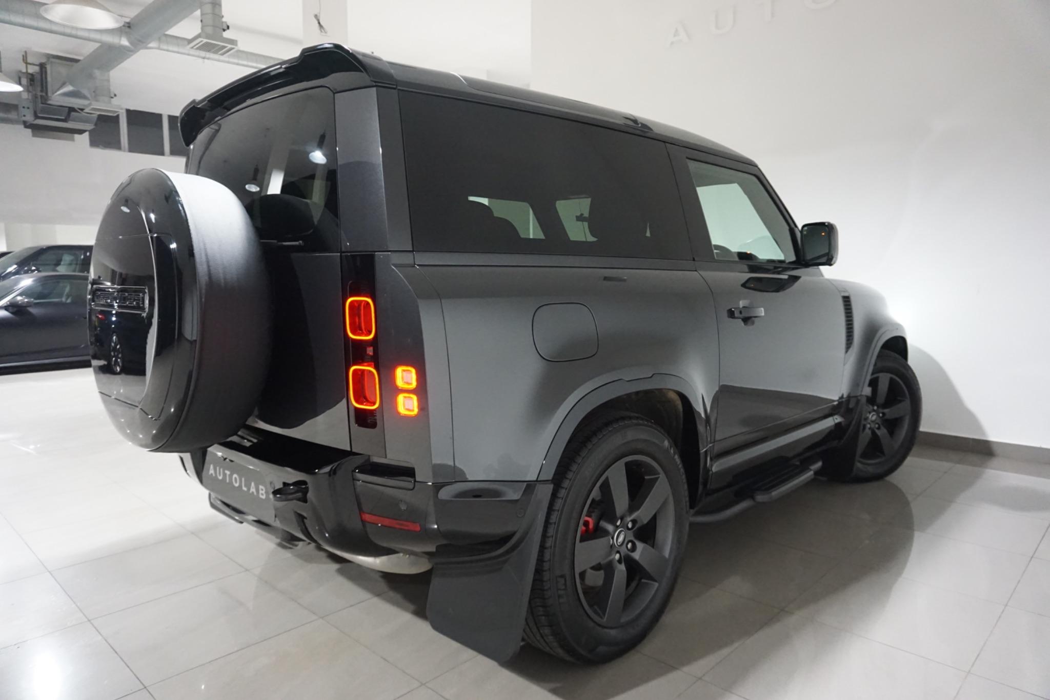 Land Rover Defender 90 3.0 D300 MHEV X-Dynamic HSE Hard Top SUV Auto 4WD SWB Euro 6 (s/s) 3dr